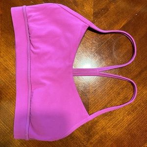 Lululemon sports bra